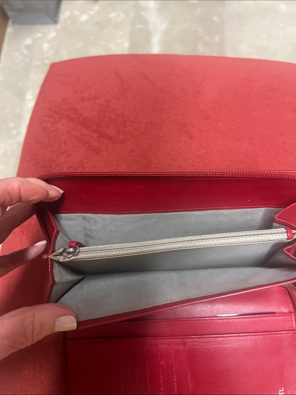 CHANEL Red Caviar Leather Zip-Around Wallet with Raised CC - Picture 2 of 3